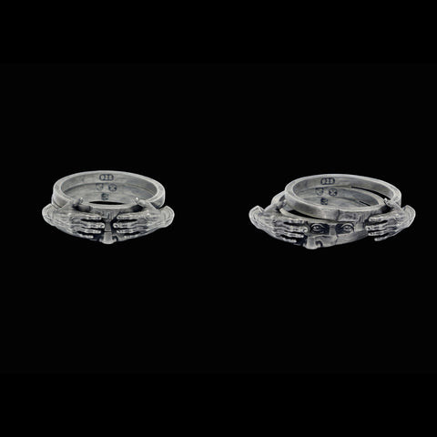 AUGENÖFFNER one of one 925 sterling silver ring by FRANTIC STUDIO, further product view