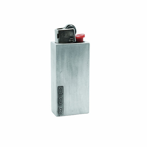 Hand-finished massive 925 Sterling Silver lighter case LŪCEM with heavy matte finish by frantic studio