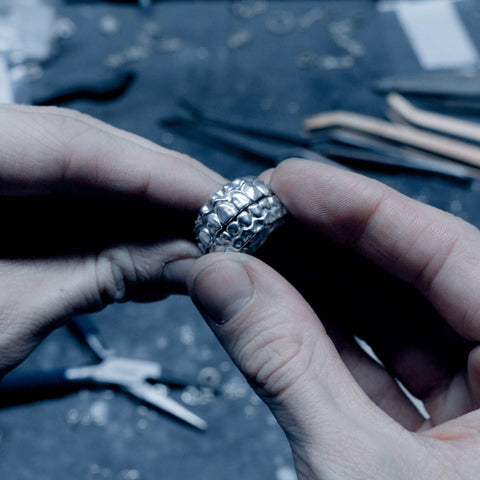 Hand-finished polished 925 Sterling Silver ring RICTŪS with a unique teeth-inspired design by frantic studio
