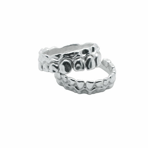 Hand-finished polished 925 Sterling Silver ring RICTŪS with a unique teeth-inspired design by frantic studio
