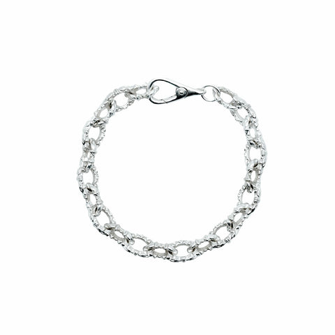 Highly detailed polished 925 Sterling Silver staple bracelet model RUPES featuring a mirror-finish and minimalist industrial design by frantic studio